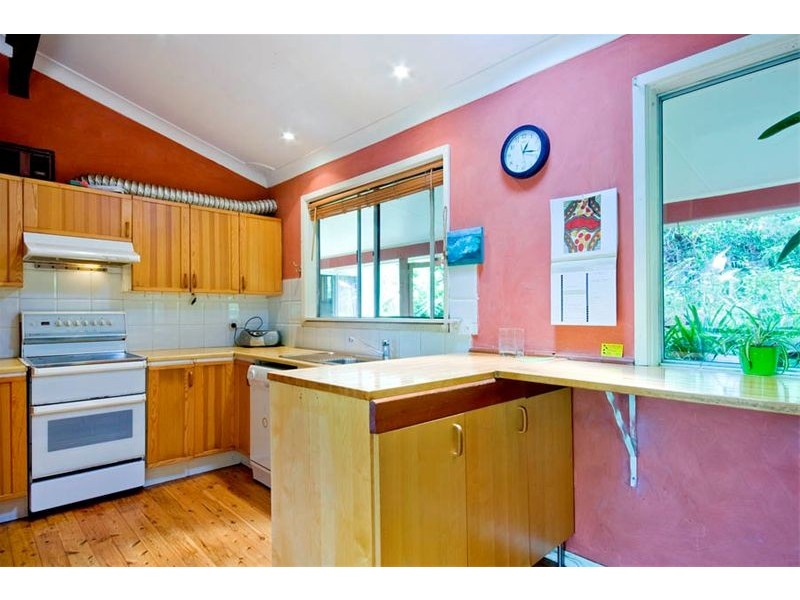 25  Treetop Glen, Thirroul NSW 2515