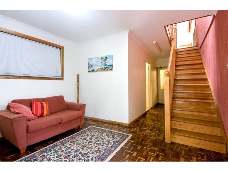 25  Treetop Glen, Thirroul NSW 2515