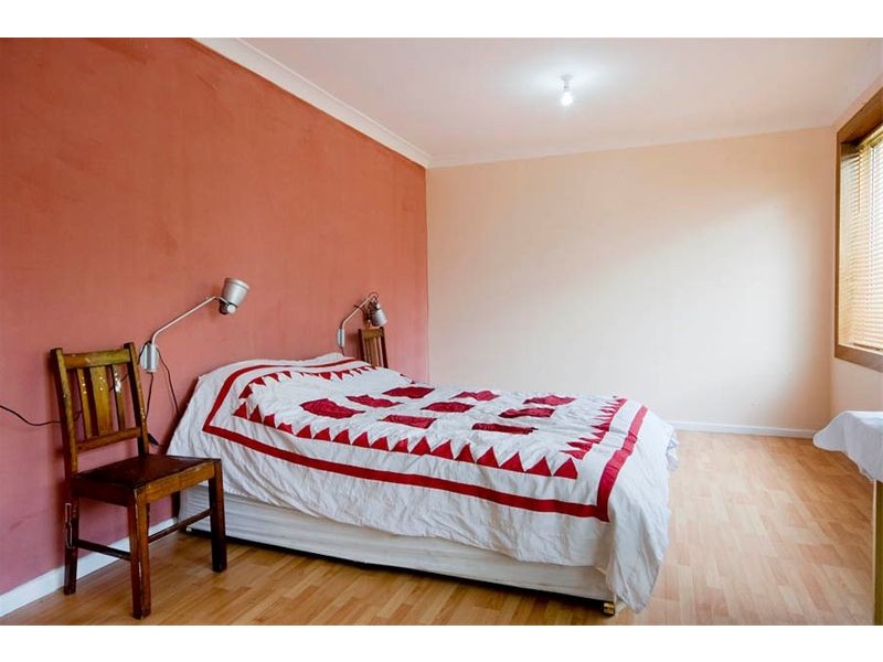 25  Treetop Glen, Thirroul NSW 2515