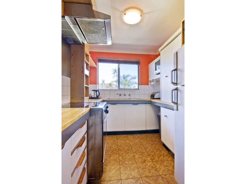 9/17  Henley Road, Thirroul NSW 2515