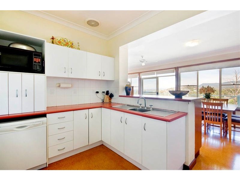 17  Maxwell Road, Austinmer NSW 2515