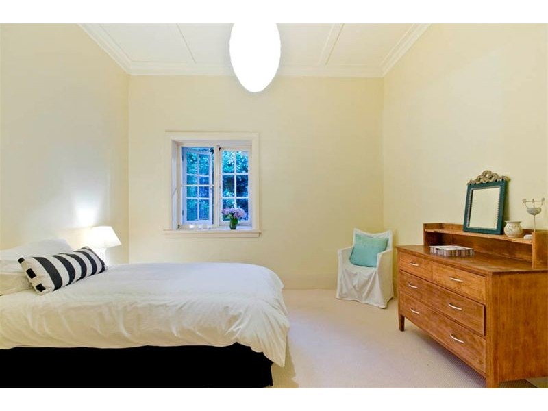 61 Phillip Street, Thirroul NSW 2515