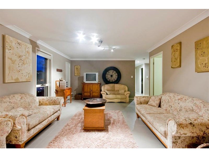 52e Pass Avenue, Thirroul NSW 2515