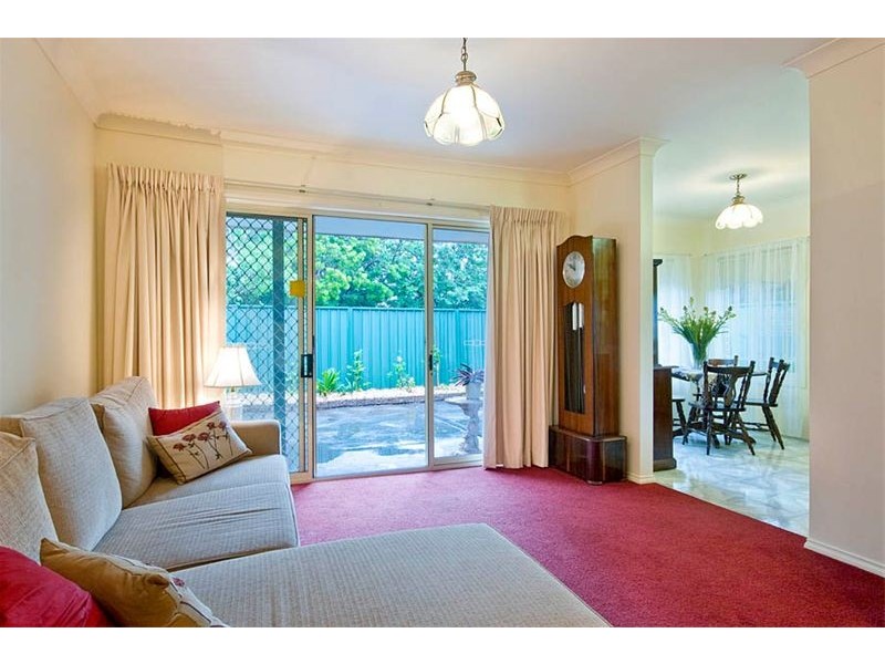 3/21  Station Street, Thirroul NSW 2515