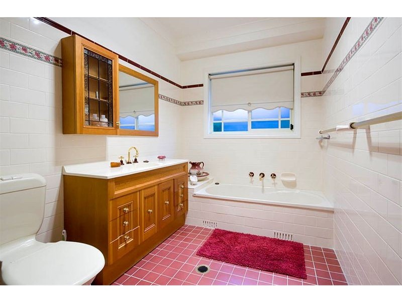 3/21  Station Street, Thirroul NSW 2515