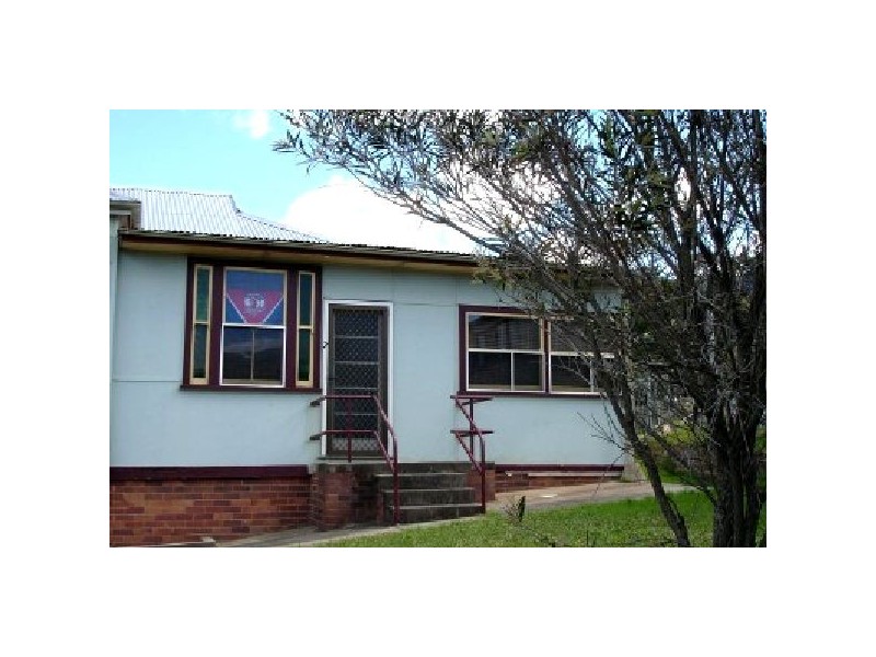 2/164  Lawrence Hargrave Drive, Thirroul NSW 2515