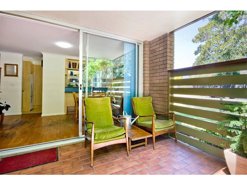 1/17  Henley Road, Thirroul NSW 2515