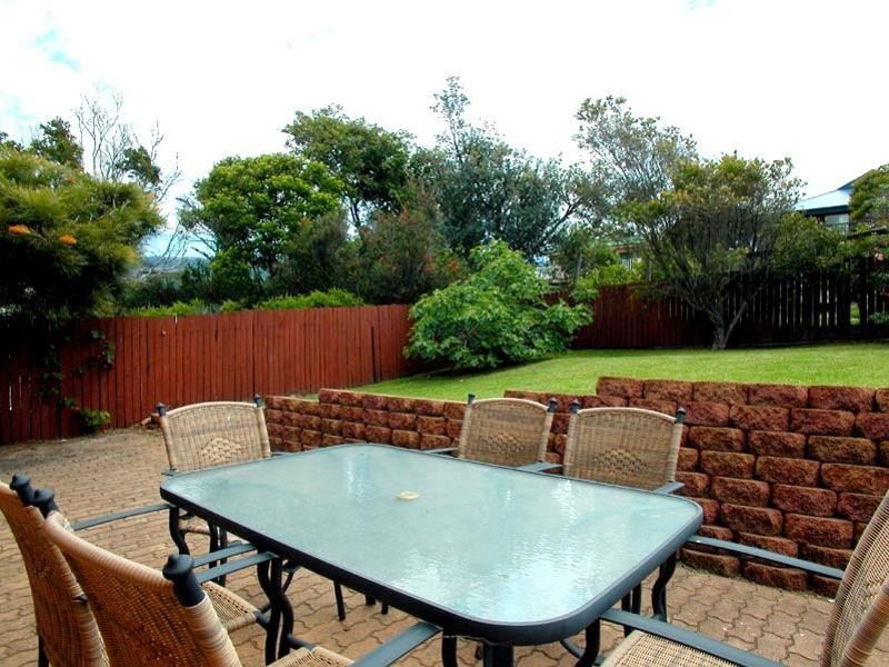 12 Corbett Avenue, Thirroul NSW 2515