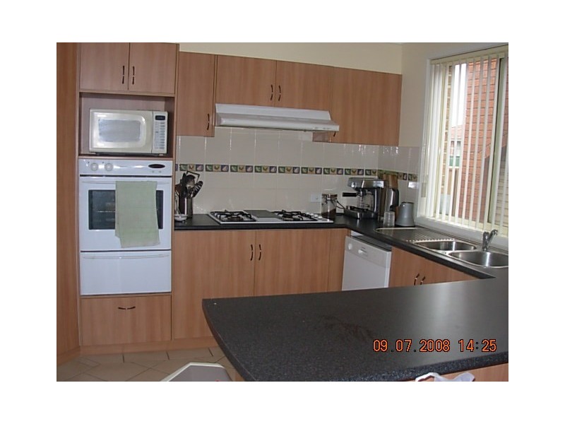 9  Gilbert, Corrimal NSW 2518