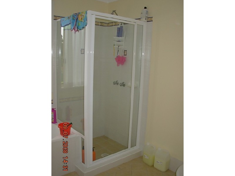 9  Gilbert, Corrimal NSW 2518