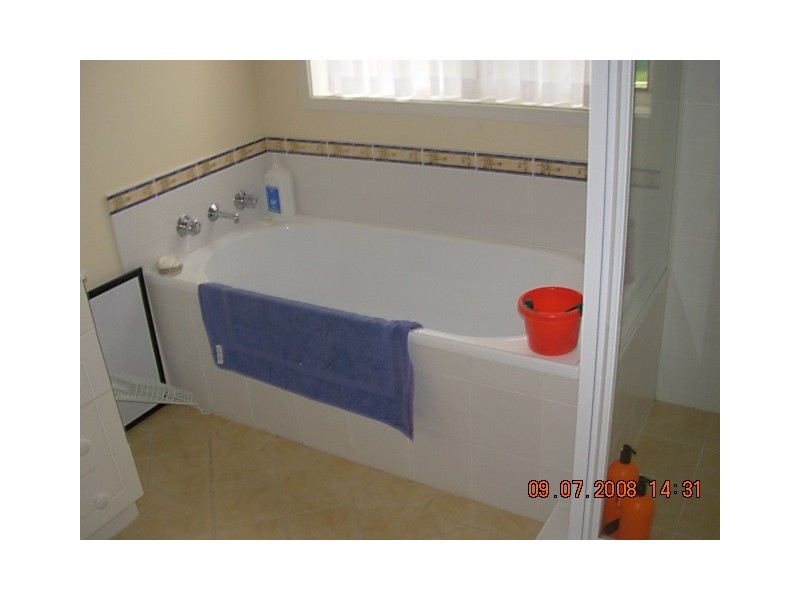 9  Gilbert, Corrimal NSW 2518