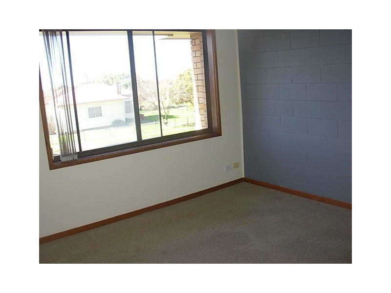 2/1  The Avenue, Bellambi NSW 2518