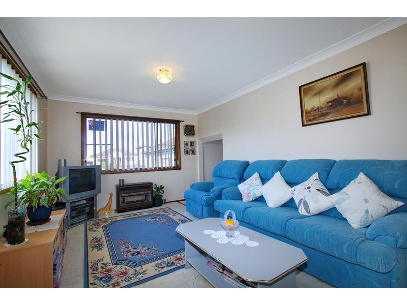 4  Lawson Street, Fairy Meadow NSW 2519