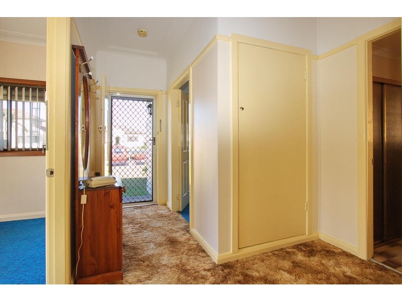 4  Lawson Street, Fairy Meadow NSW 2519