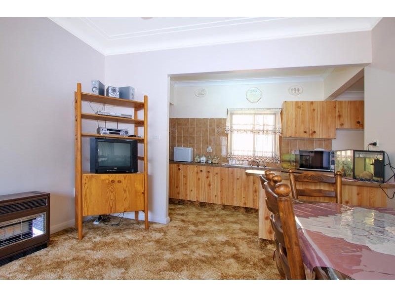 4  Lawson Street, Fairy Meadow NSW 2519