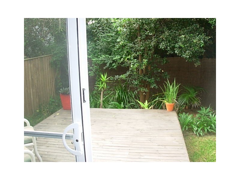 6/10  Balgownie Road, Balgownie NSW 2519