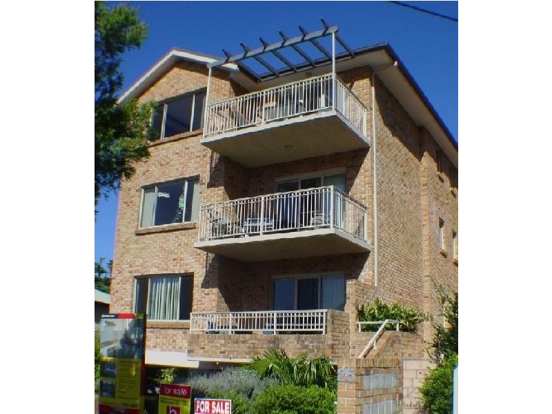 2/25  Mercury Street, Wollongong NSW 2500