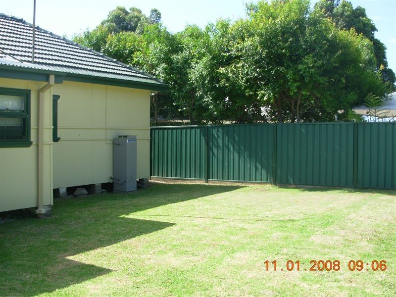 14  Gilbert, Corrimal NSW 2518