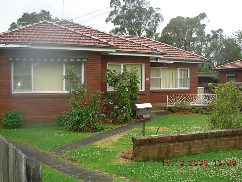 10  Church Street, Balgownie NSW 2519