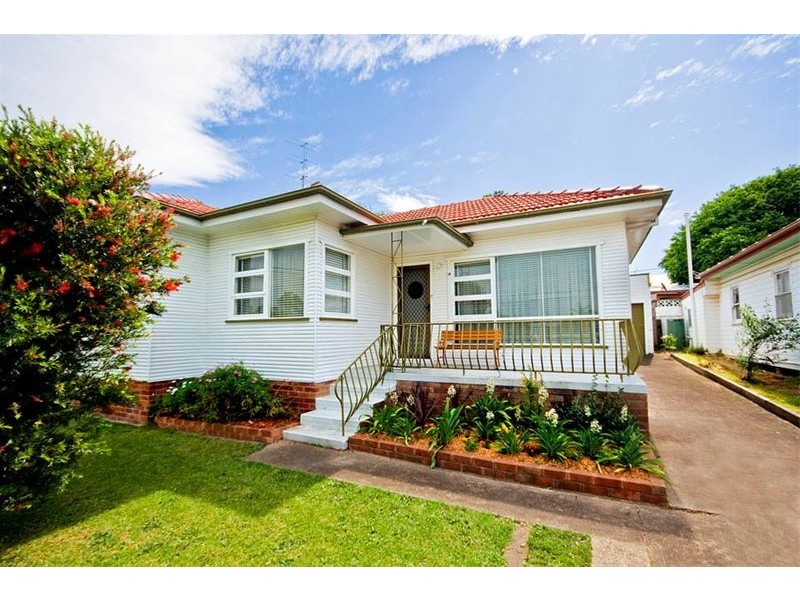 19  McGrath Street, Fairy Meadow NSW 2519