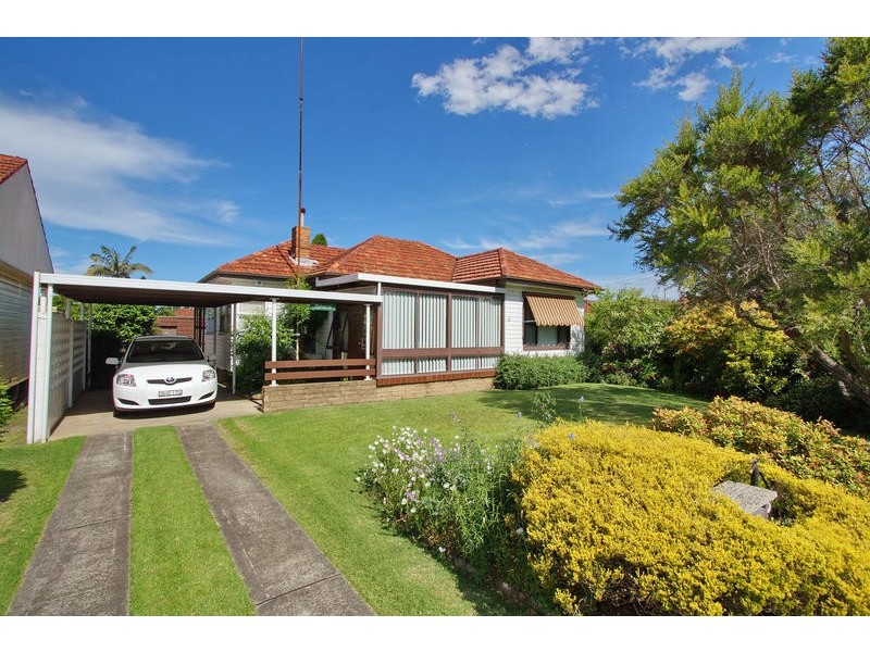 15  Ziems Avenue, Towradgi NSW 2518