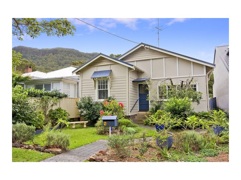 63 Moore Street, Austinmer NSW 2515