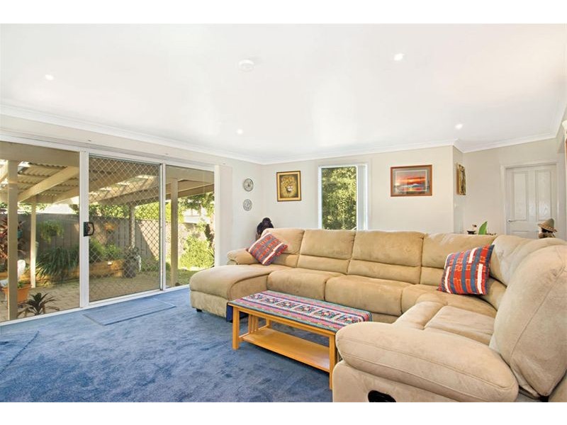 8 Junction Road, Heathcote NSW 2233