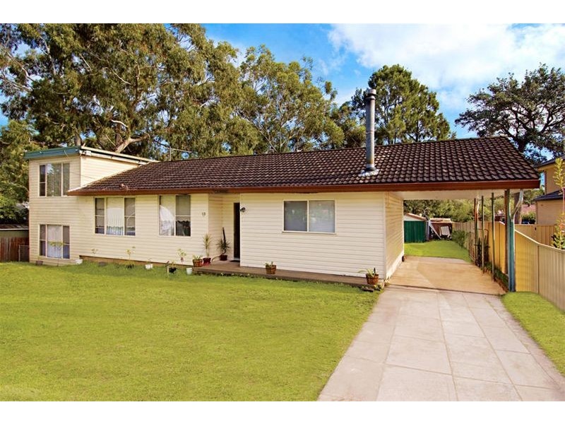 13 The Avenue,, Heathcote NSW 2233