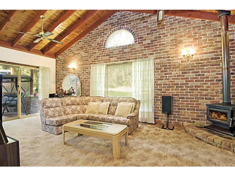 18 Postmans Track, Helensburgh NSW 2508