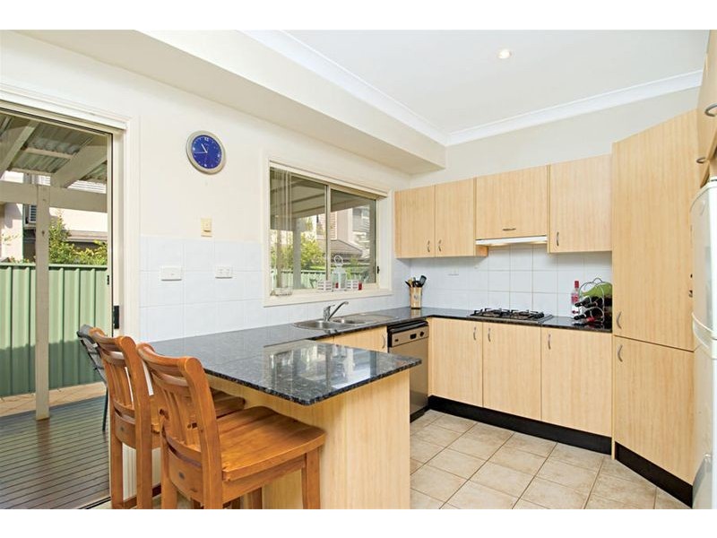 4/35-37 High Street, Caringbah NSW 2229