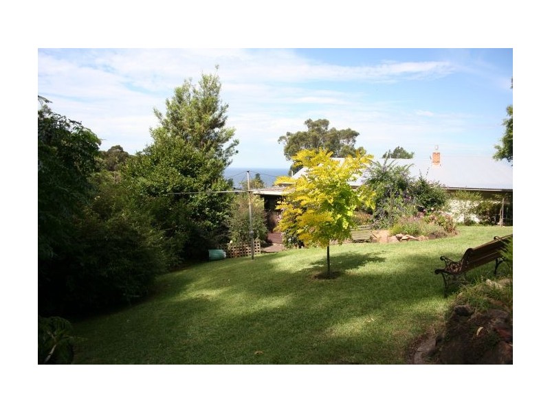 6 Balfour Road, Austinmer NSW 2515