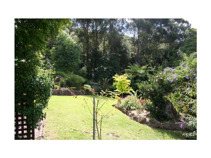 6 Balfour Road, Austinmer NSW 2515