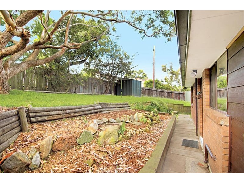 4 Lunar Avenue, Heathcote NSW 2233