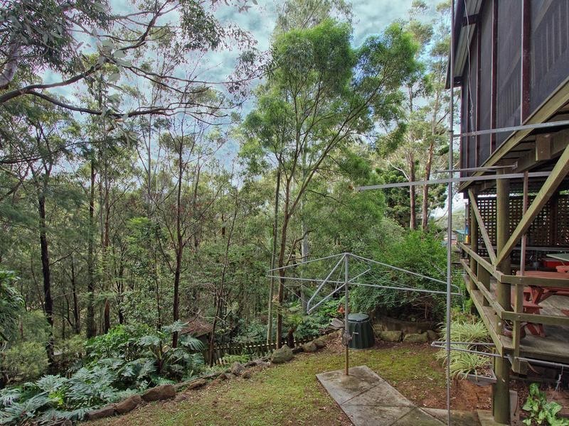 32 Highlands Parade, Bulli NSW 2516