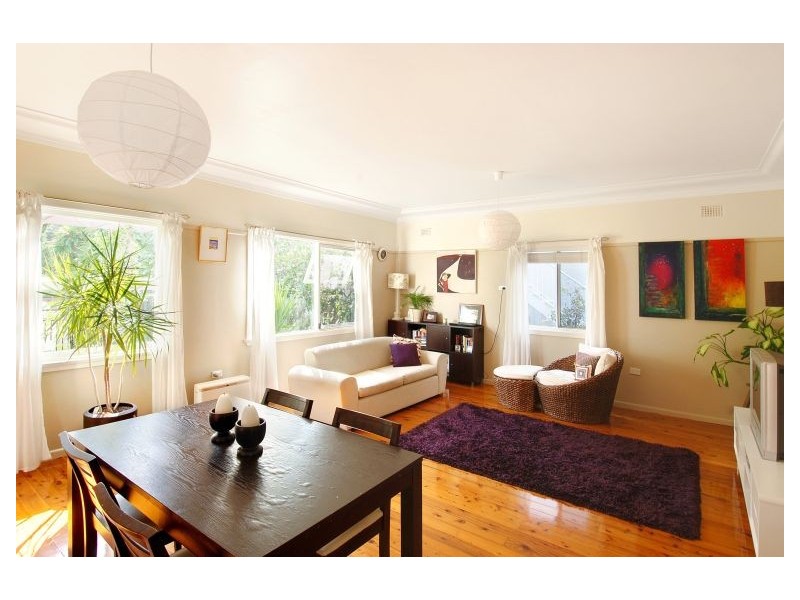 28 Moore Street, Austinmer NSW 2515