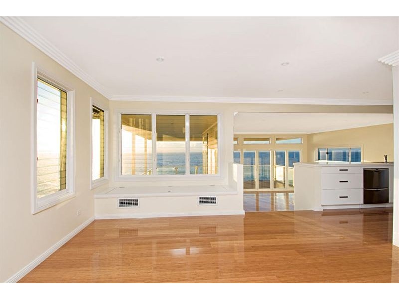 627 Lawrence Hargrave Drive, Wombarra NSW 2515