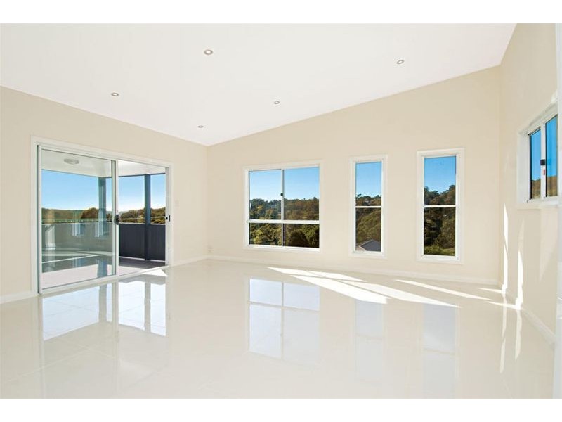 42 The Crescent, Helensburgh NSW 2508