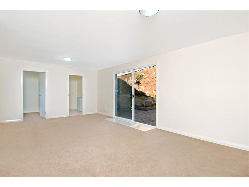 42 The Crescent, Helensburgh NSW 2508