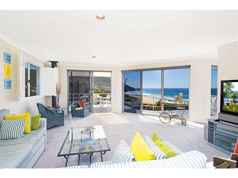 35 Murrawal Road, Stanwell Park NSW 2508