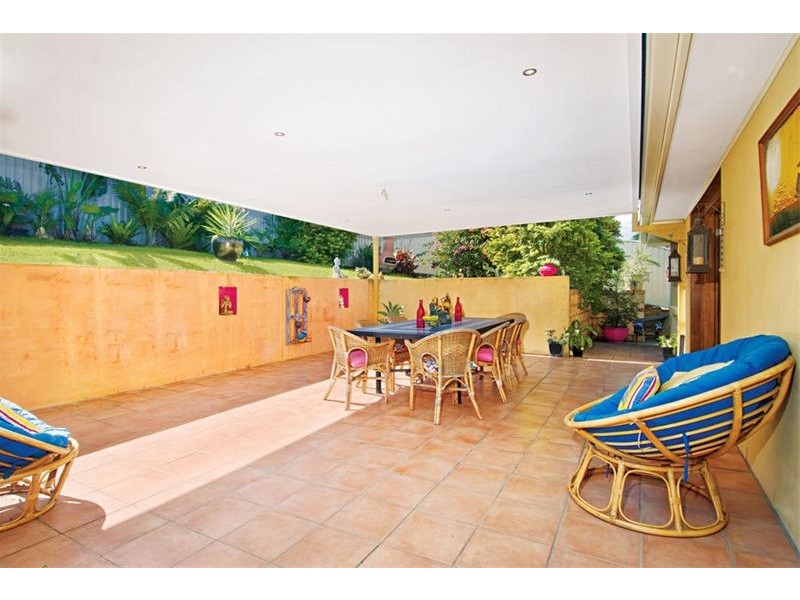 10 Blackbutt Place, Bulli NSW 2516