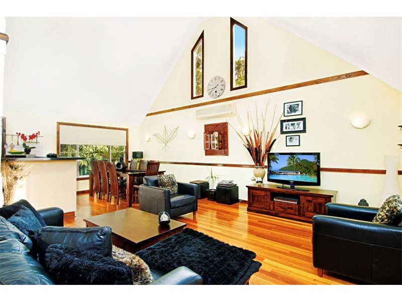 42a Mountain Avenue, Woonona NSW 2517