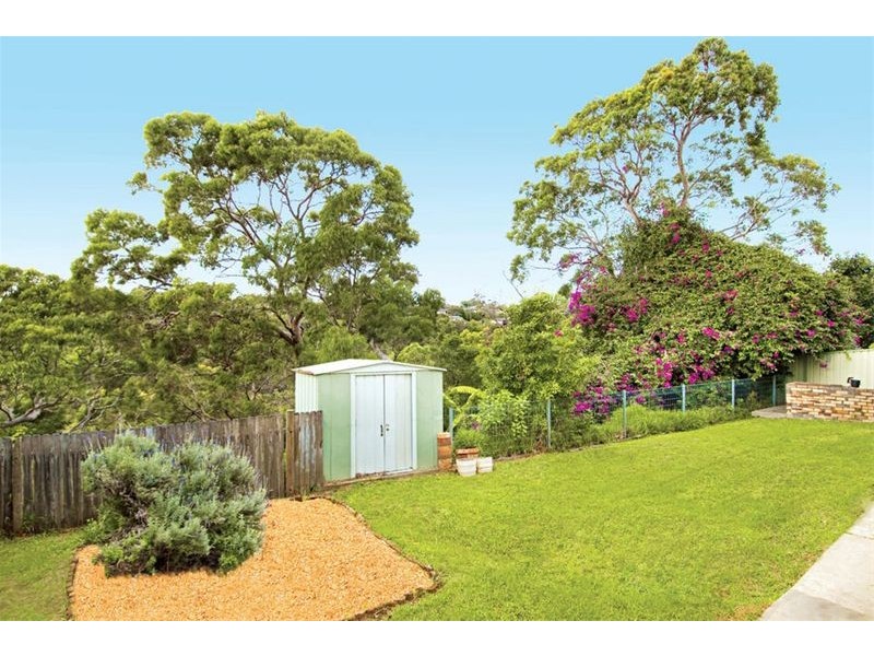 18 Dumbarton Place, Engadine NSW 2233