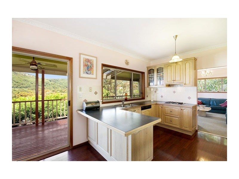 41 Chellowdene Avenue, Stanwell Park NSW 2508