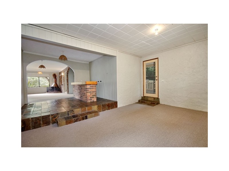 107 The Crescent, Helensburgh NSW 2508