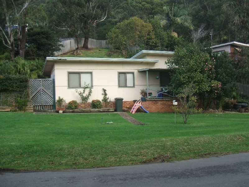 2 Murrawal Road, Stanwell Park NSW 2508