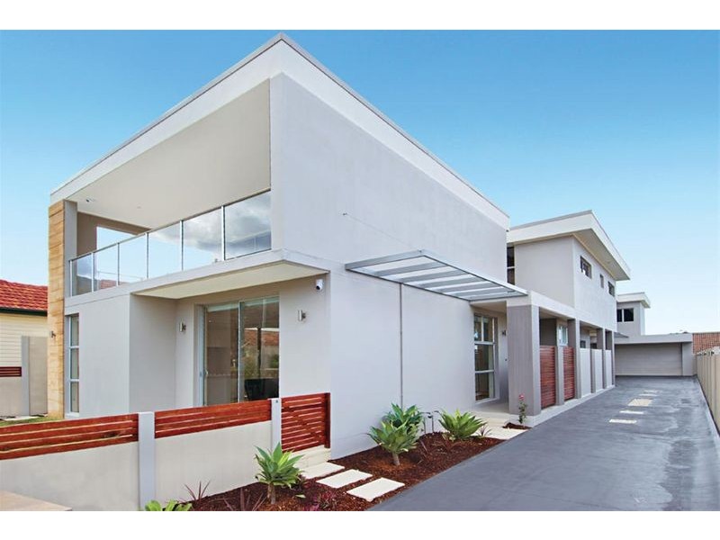 21b McCauley Street, Thirroul NSW 2515