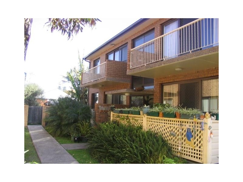 4/16 Ocean Street, Thirroul NSW 2515