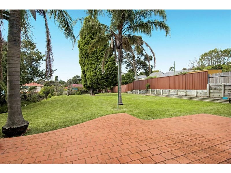 11 Short Street, Heathcote NSW 2233