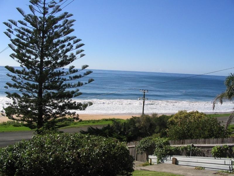8 Haig Street, Wombarra NSW 2515