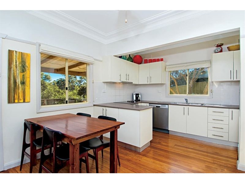 25 Foster Street, Helensburgh NSW 2508